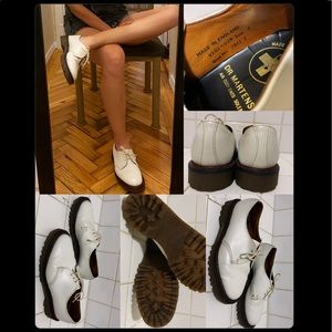 Like New White Leather Dr Martens!!